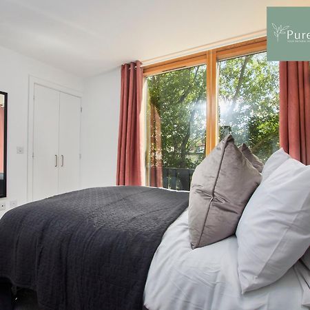 Beautiful Four Bed House By Purestay Short Lets & Serviced Accommodation Coventry With Parking 外观 照片