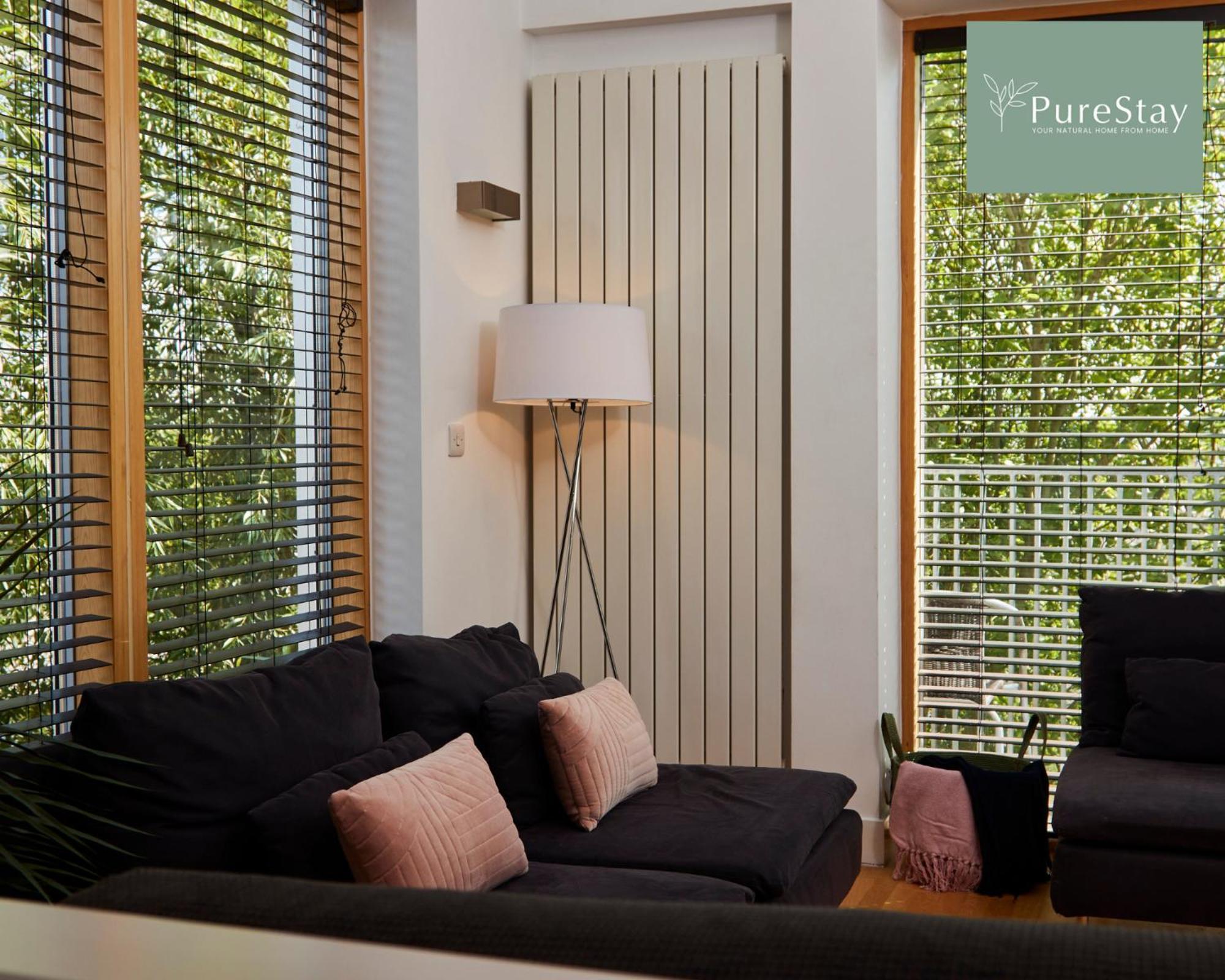 Beautiful Four Bed House By Purestay Short Lets & Serviced Accommodation Coventry With Parking 外观 照片